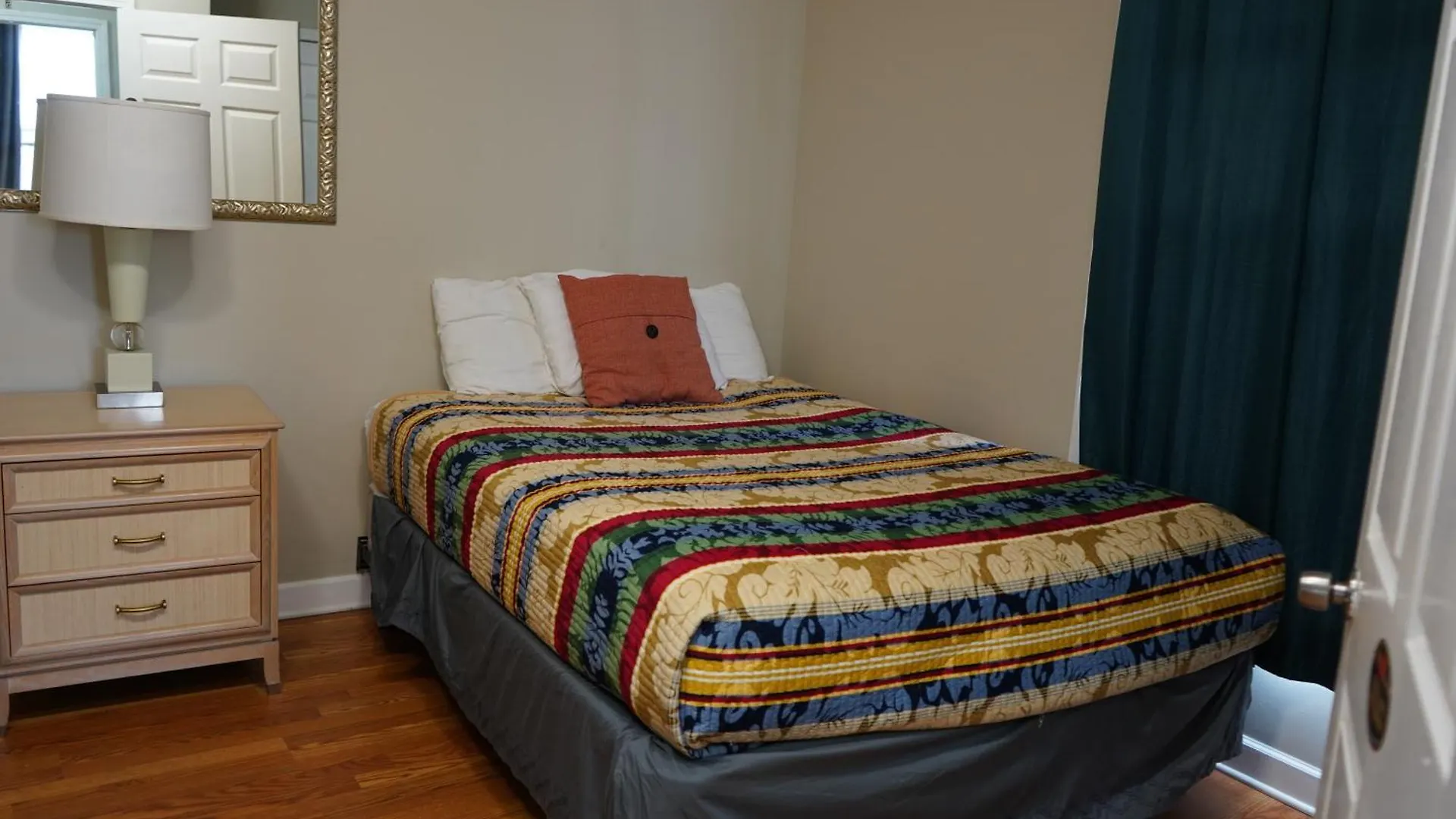 ממפיס Chic Midtown 6Br Main House And 3Br Cottage